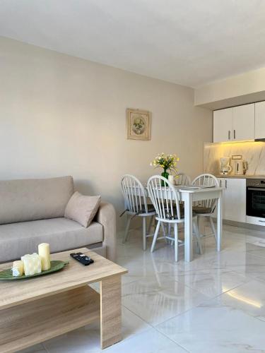 Arian Apartments — 4-Star Luxury Hotel in Argostolion, Greece