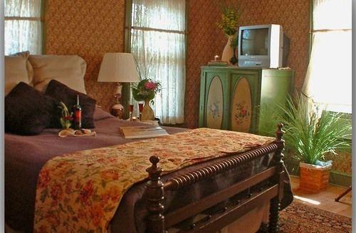 Amethyst Inn - photo 11