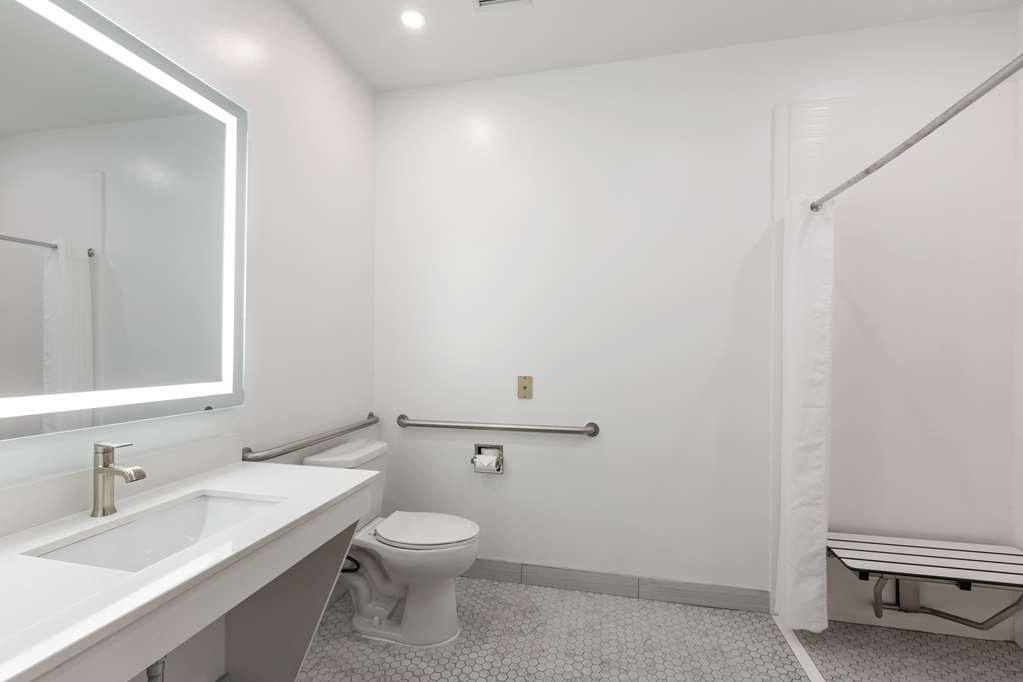 Best Western Inn & Suites Midway Airport - photo 23