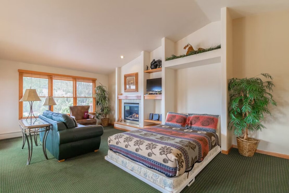 Wildwood Inn - photo 46