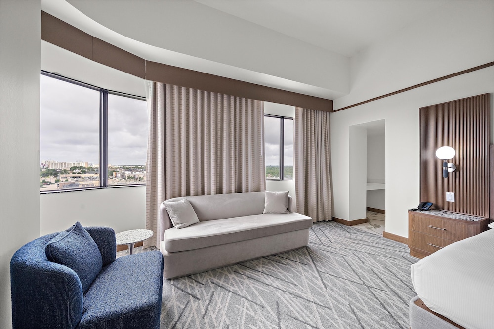 Hilton College Station & Conference Center - photo 35