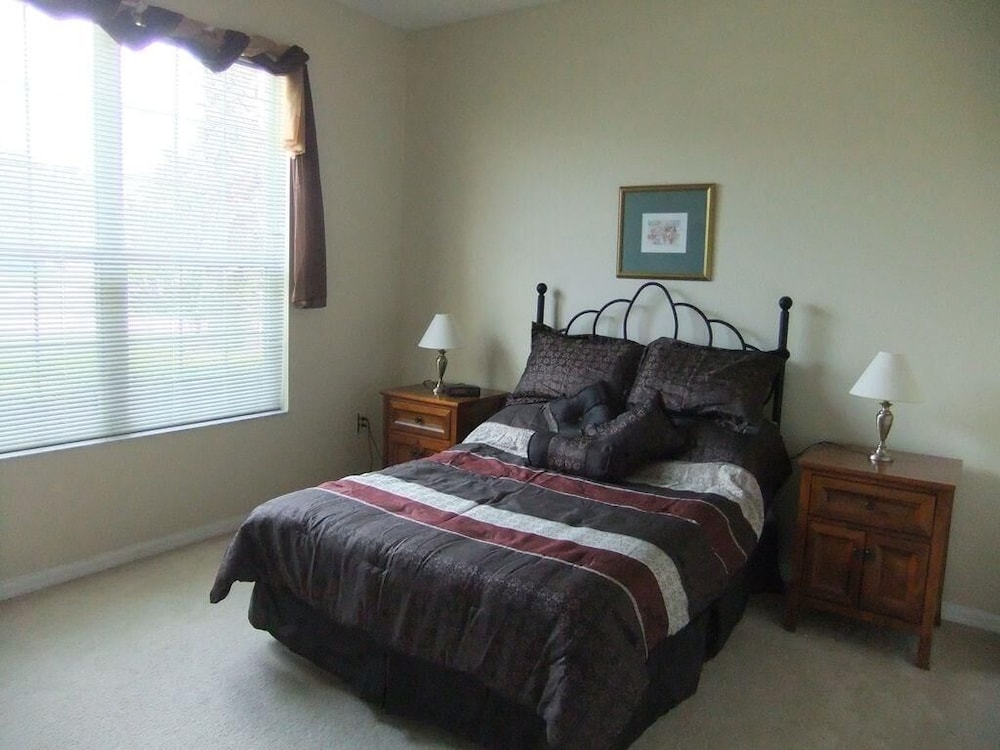 Ref F Luxury 4 Bed Villa own Pool 5 Star Gated Resort - photo 4