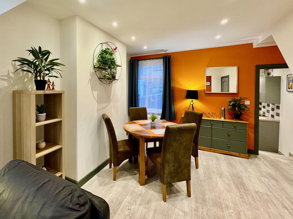 Crow Hill House Tranquil Escape Hideaway — 4-Star Luxury Hotel in Cleethorpes, United Kingdom