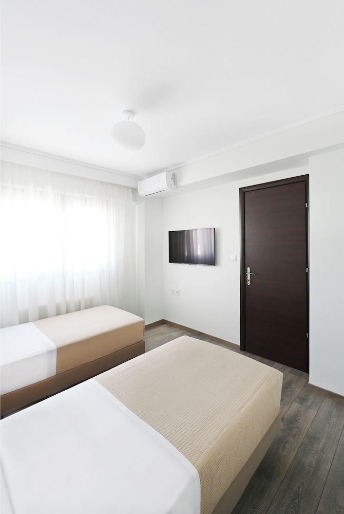 Icon Apartments — 4-Star Luxury Hotel in Thessaloniki, Greece