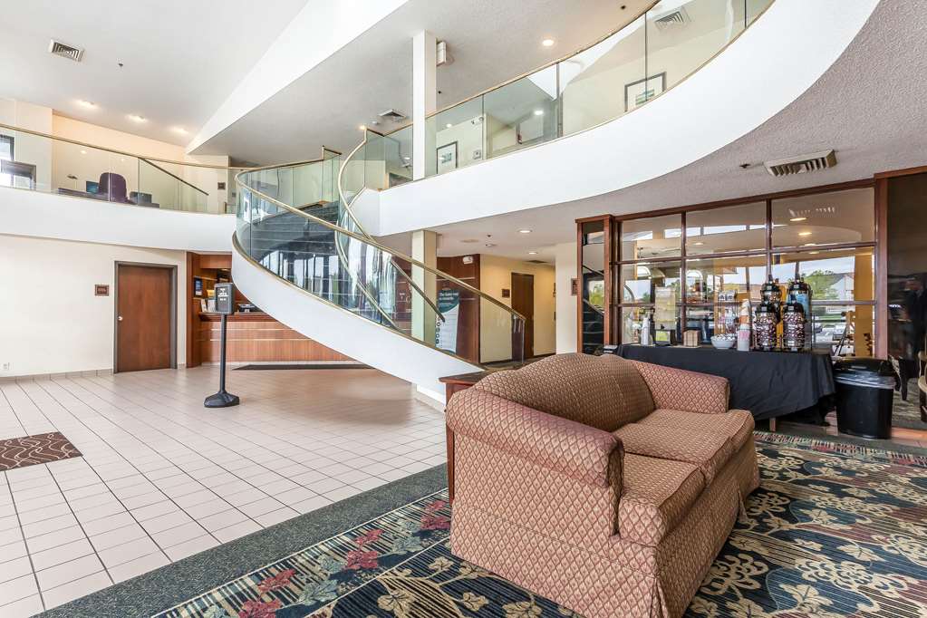 Comfort Inn Cleveland Airport - photo 6