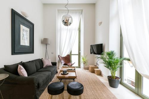 2E Stylish Bright Apartment Sevilla Downtown Azofaifo — 4-Star Luxury Hotel in Sevilla, Spain