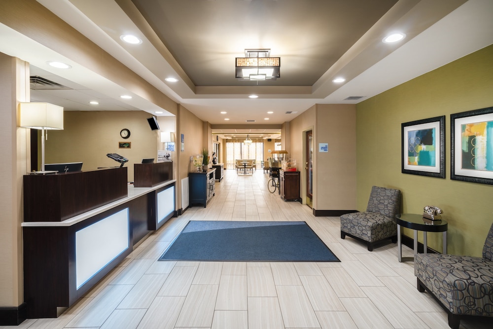 Holiday Inn Express & Suites Ashland by IHG - photo 40