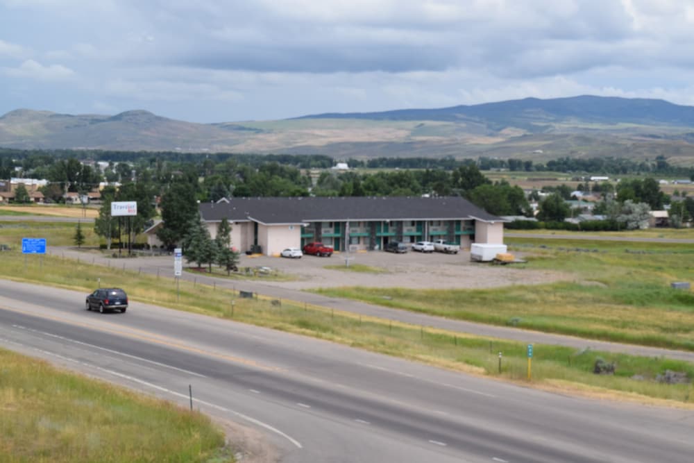 Travelers Inn & Suites - photo 44