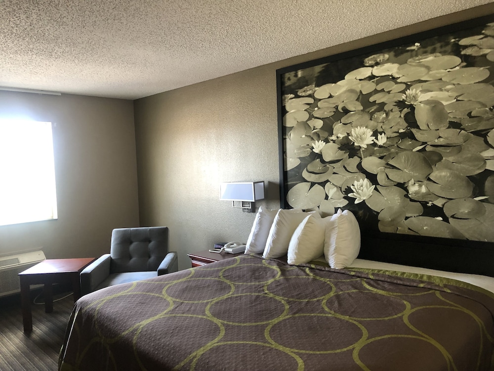 Super 8 by Wyndham Neosho - photo 33