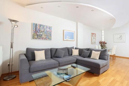 CitySoul Apartment with Balcony — 4-Star Luxury Hotel in Thessaloniki, Greece