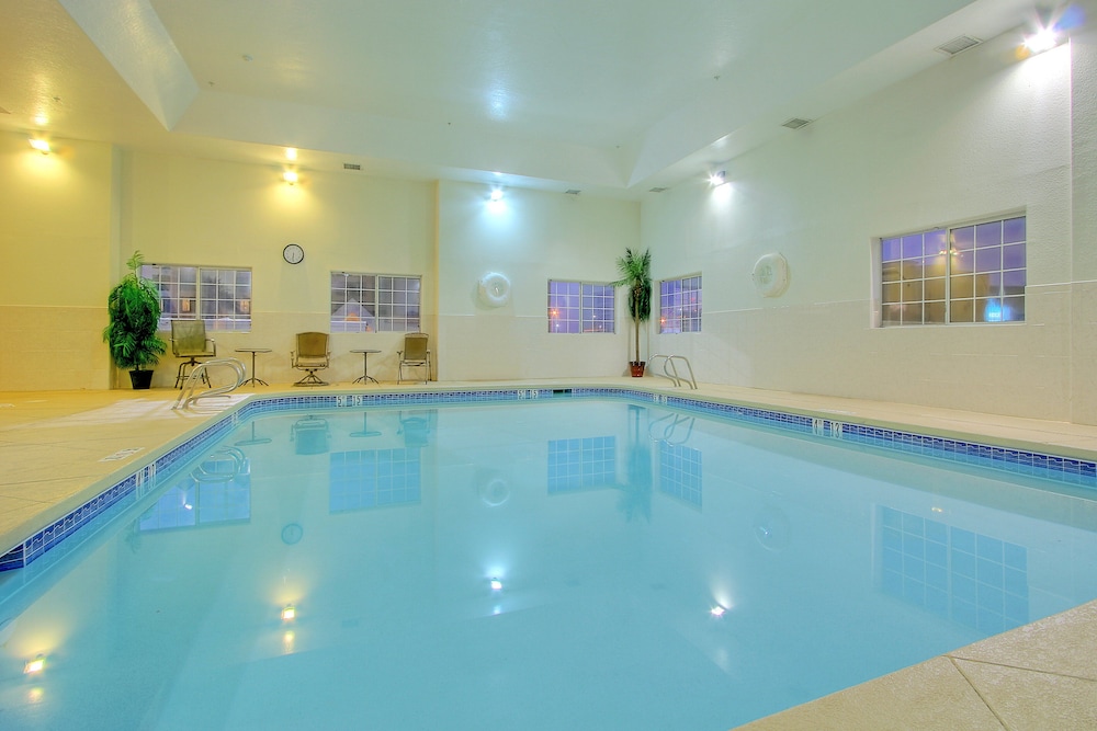 Holiday Inn & Suites Albuquerque Airport by IHG - photo 30