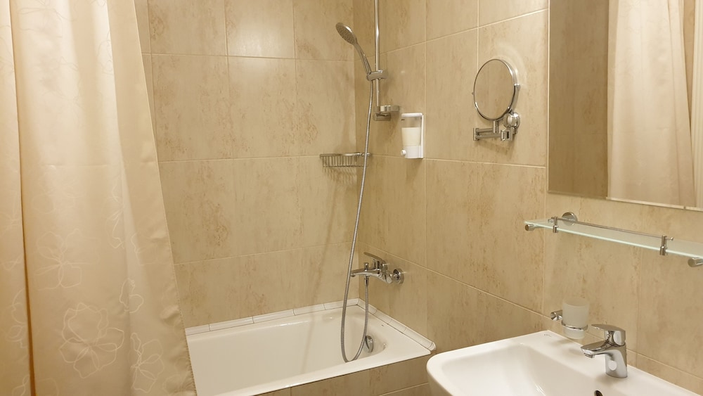 Kamelot - last minute hotel in Saint Petersburg