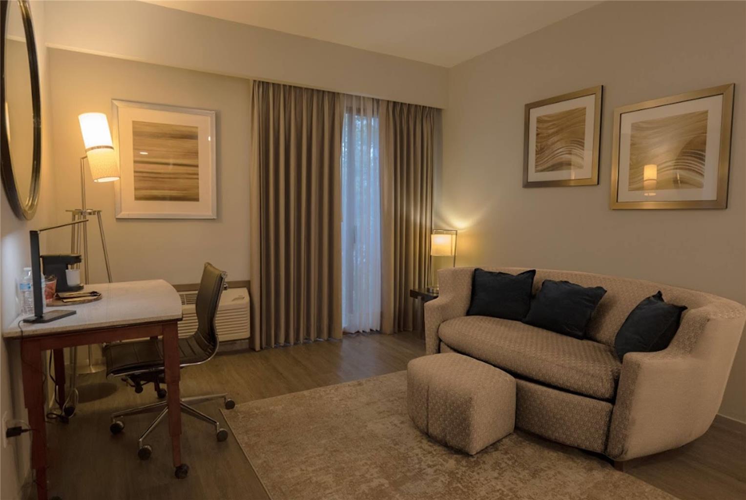 Guest room