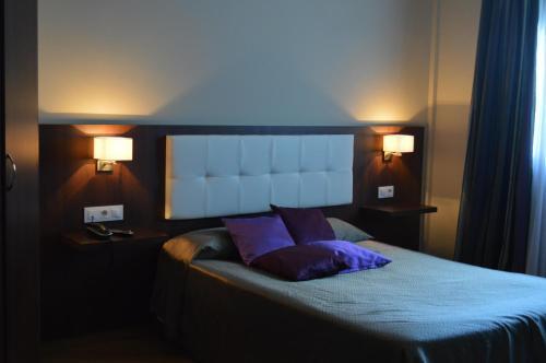 Hotel Pena Cruz — hotel in Malpartida De Caceres