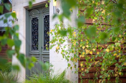 Makesh I Private Properties in Dunsborough, Australia