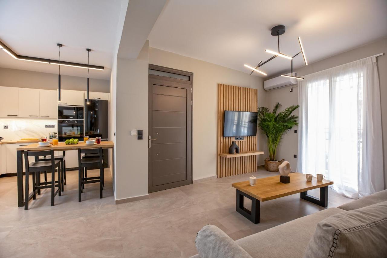 Moncasa Al centro in Lixouri, Greece