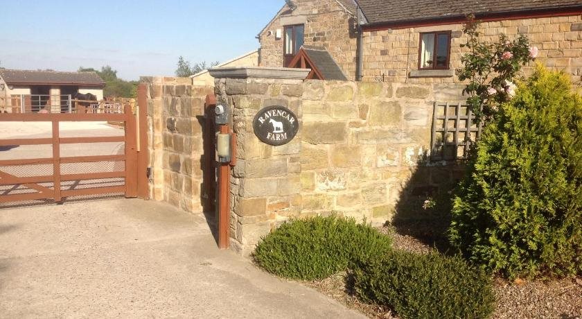Ravencar Farm Bed And Breakfast — 4-Star Luxury Hotel in Sheffield, United Kingdom