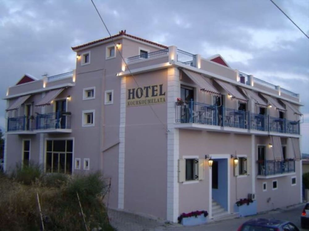 Hotel Kourkoumelata — Kefalonia