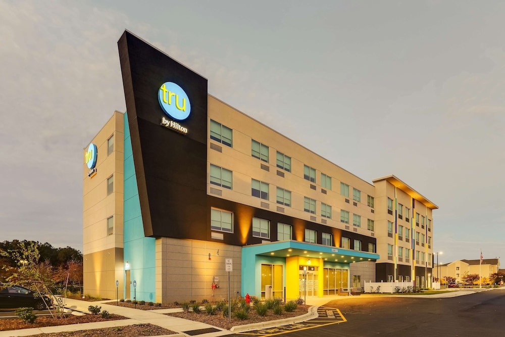 Tru by Hilton Smithfield I 95 - photo 57