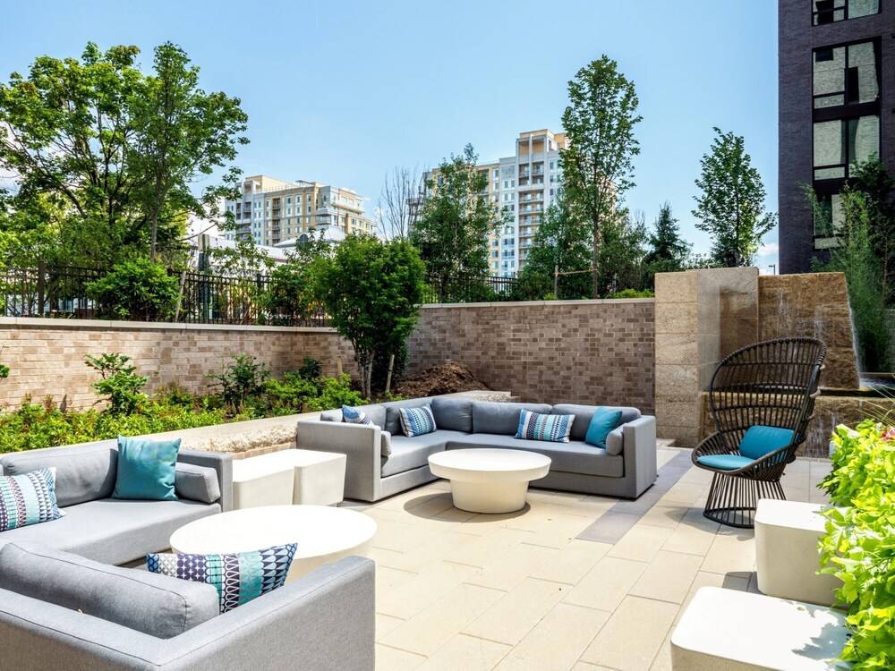 Global Luxury Suites at Reston Town Center - photo 140