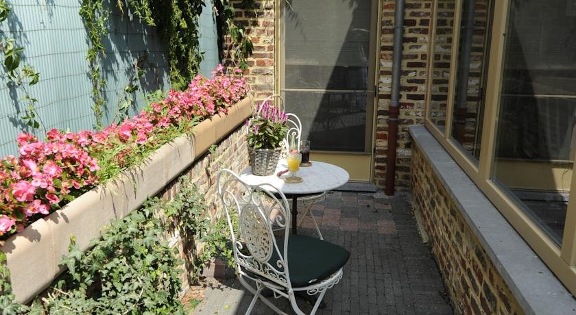 B&B Kerkevelde — 4-Star Luxury Hotel in Bilzen, Belgium