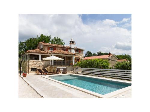 Matija Comfortable holiday residence — 4-Star Luxury Hotel in Svetvincenat, Croatia