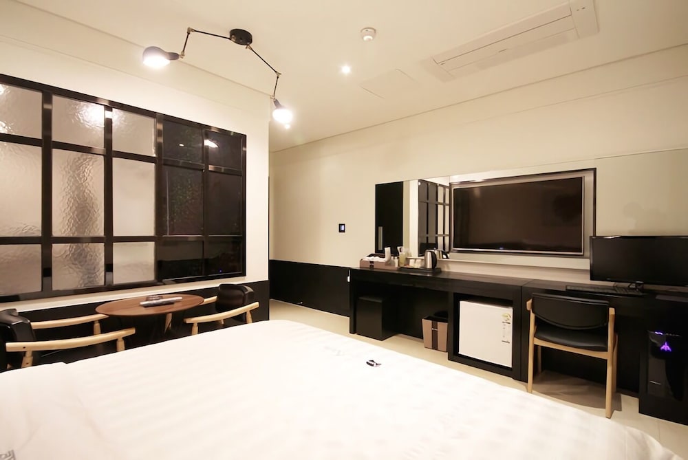 Hotel Able — Changwon — photo 4