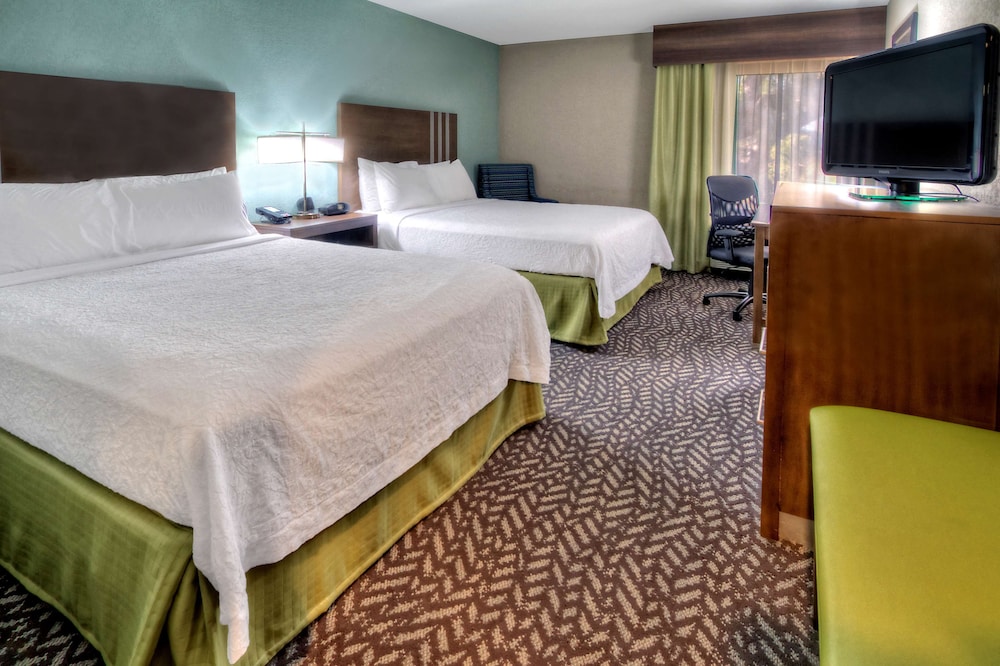 Hampton Inn Beaufort - photo 18