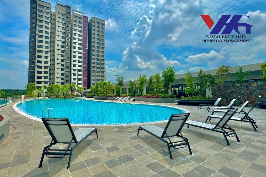 Arena Residence Sepang KLIA With Netflix by Westay Hospitality — 4-Star Luxury Hotel in Sepang, Malaysia