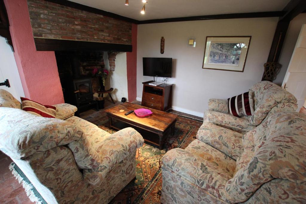 Wishing Well Cottage — 4-Star Luxury Hotel in Friston, United Kingdom