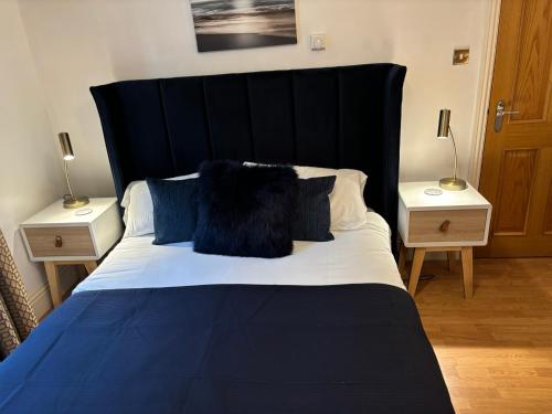 Central Whitby Ground Floor Dog Friendly Apartment Ideally Situated to Amenities Quiet Comfortable Location with Outside Space