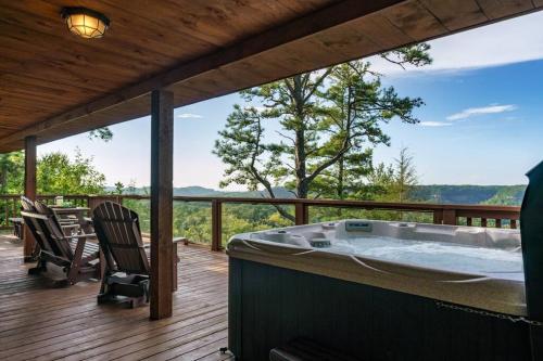 Cliffside Family Retreat with View pet-friendly hotel Pine Ridge