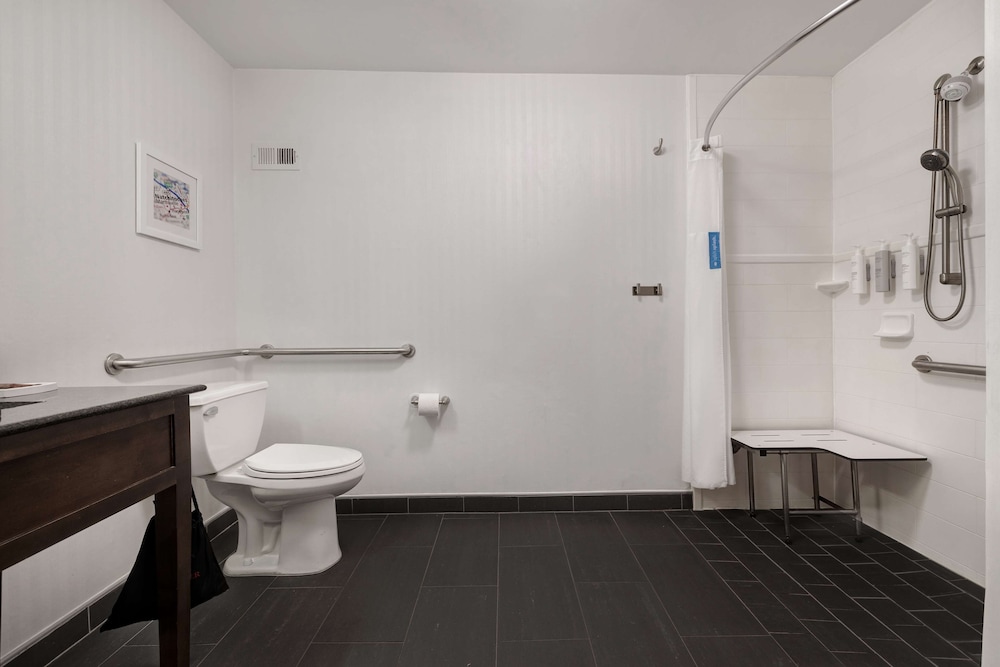 Hampton Inn Natchitoches - photo 26