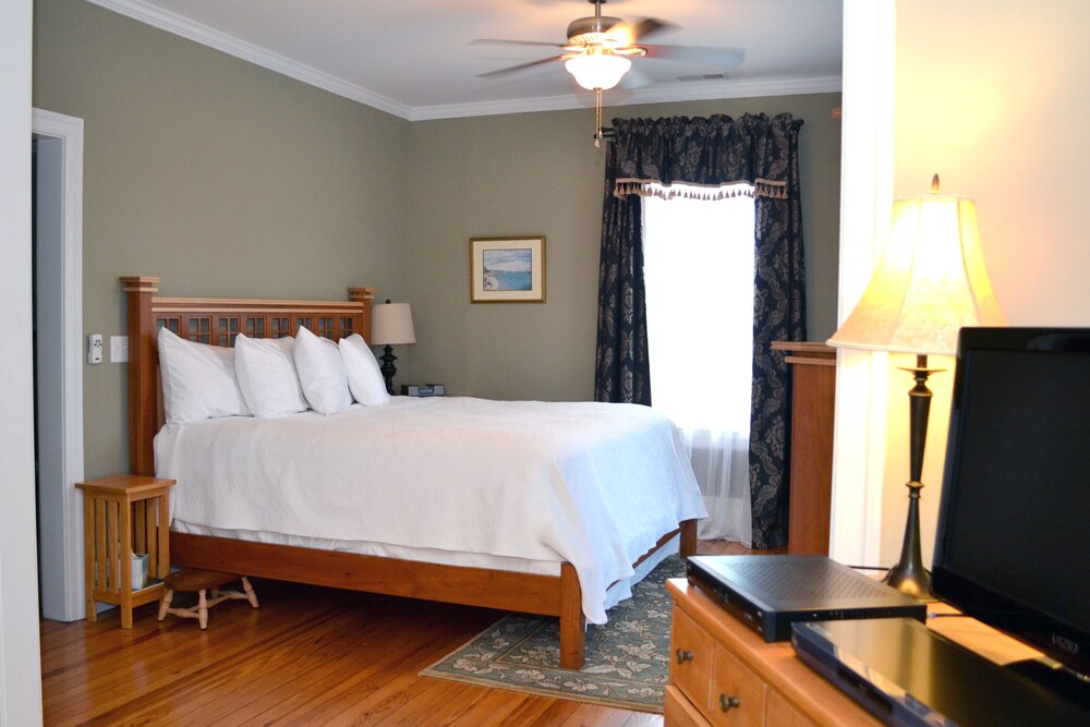 Fig Street Inn - photo 21