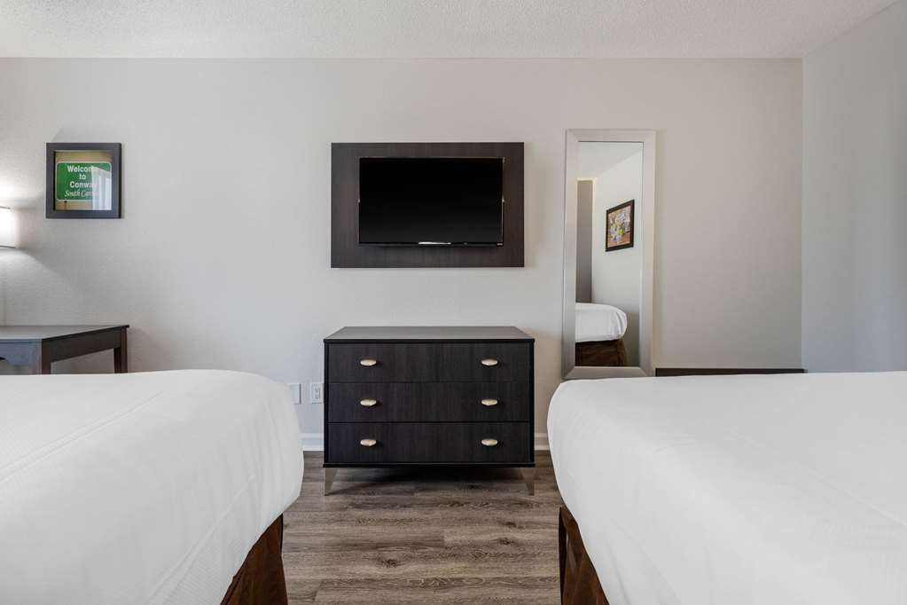Econo Lodge at the University - photo 20