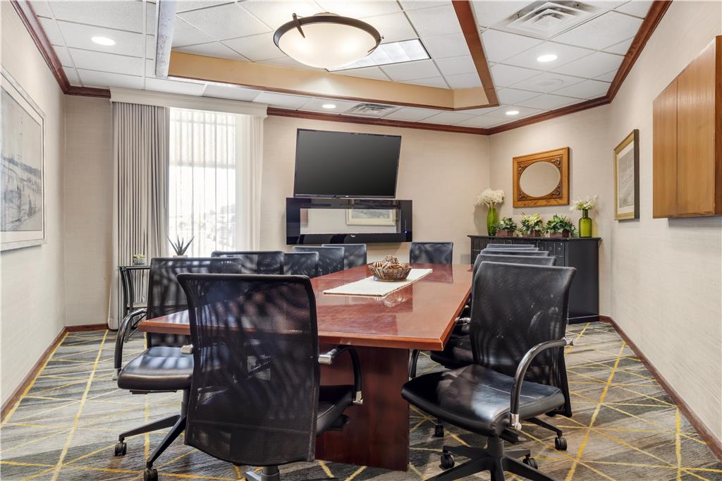 Best Western Fairmont - photo 47