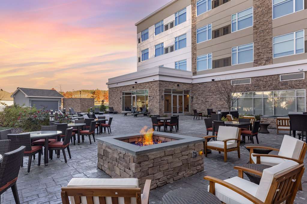 Cambria Hotel Manchester South Windsor - photo 59