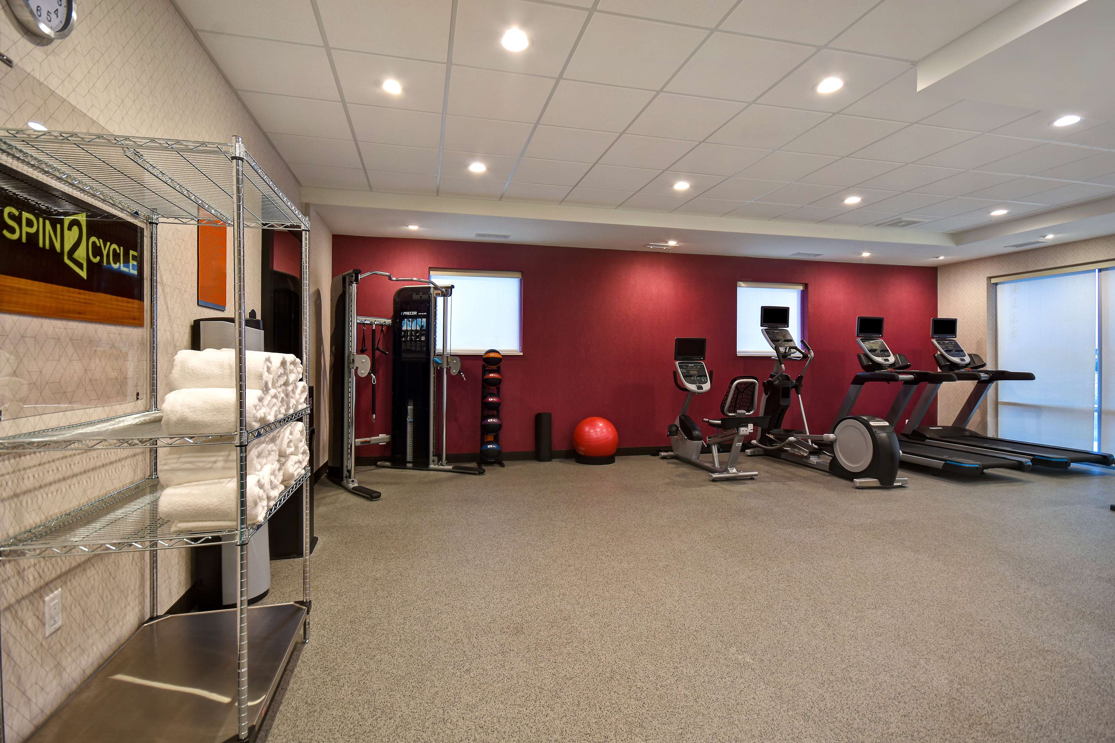 Home2 Suites by Hilton Eau Claire South - photo 26