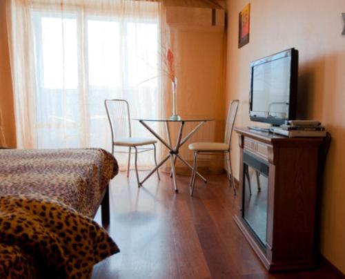 Modern Apartment with Panoramic View near Metro 23August — 4-Star Luxury Hotel in Kharkiv, Ukraine