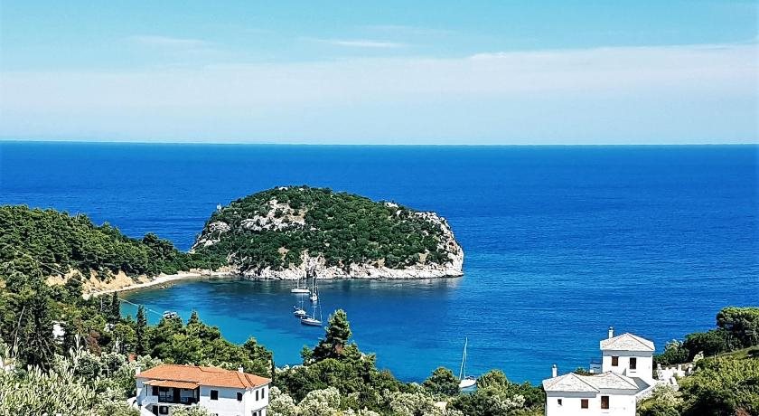 Mando Beachfront in Skopelos, Greece