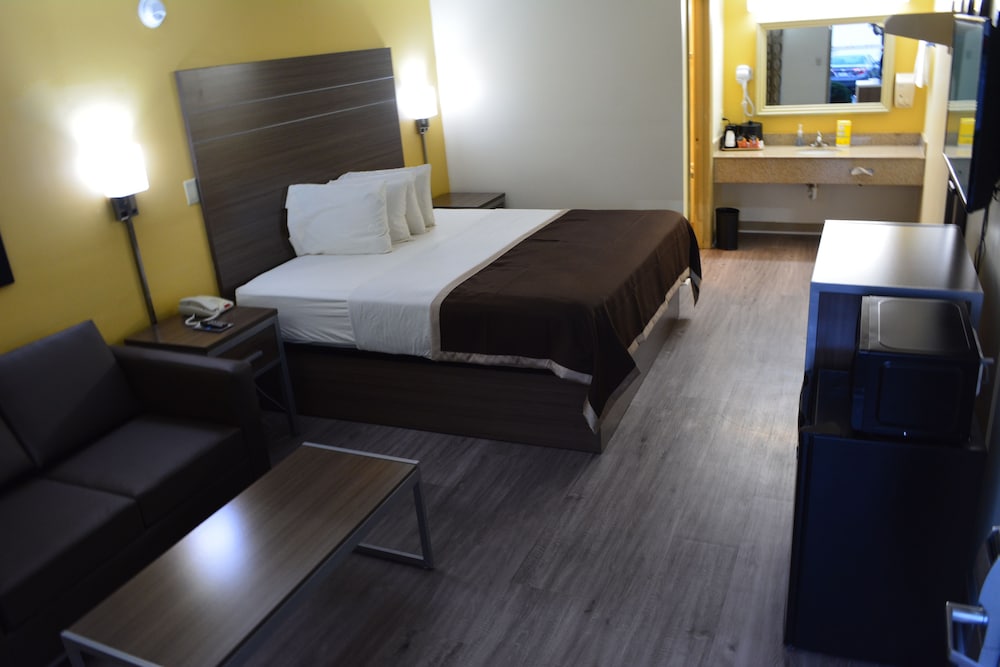 Southern Inn Lumberton - photo 6