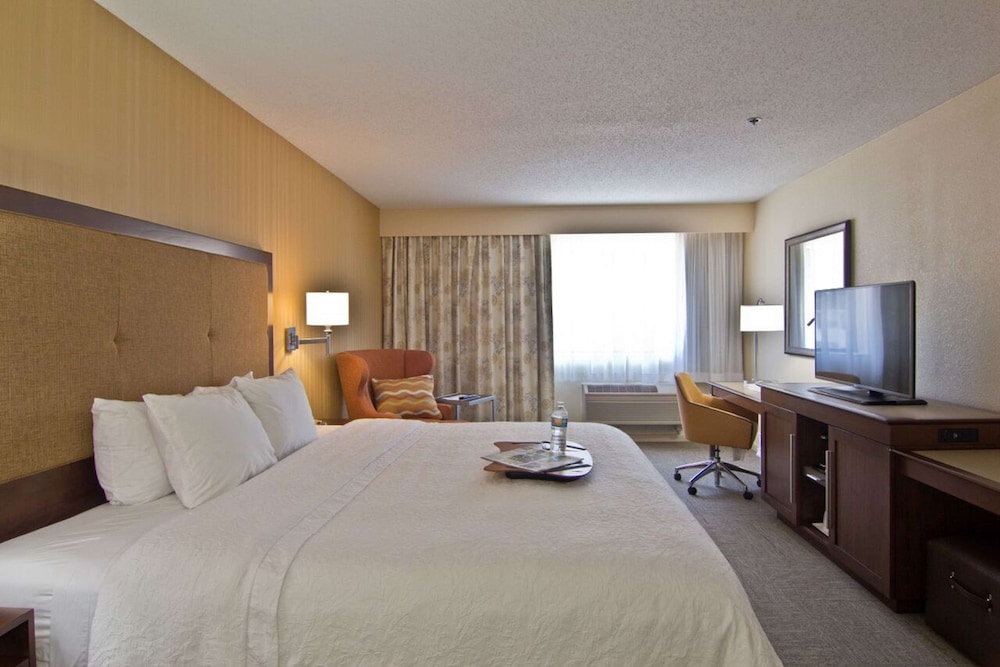 Hampton Inn & Suites Chillicothe - photo 13