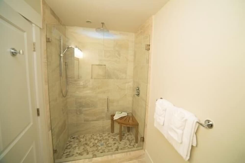 227 S. Sea Pines Drive at the Sea Pines Resort - photo 10