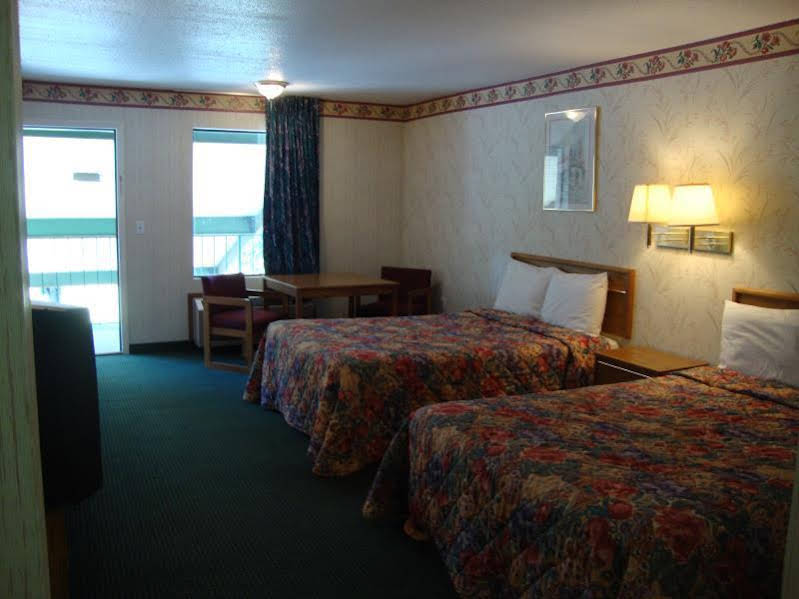 Relax Inn Charlotte - featured photo