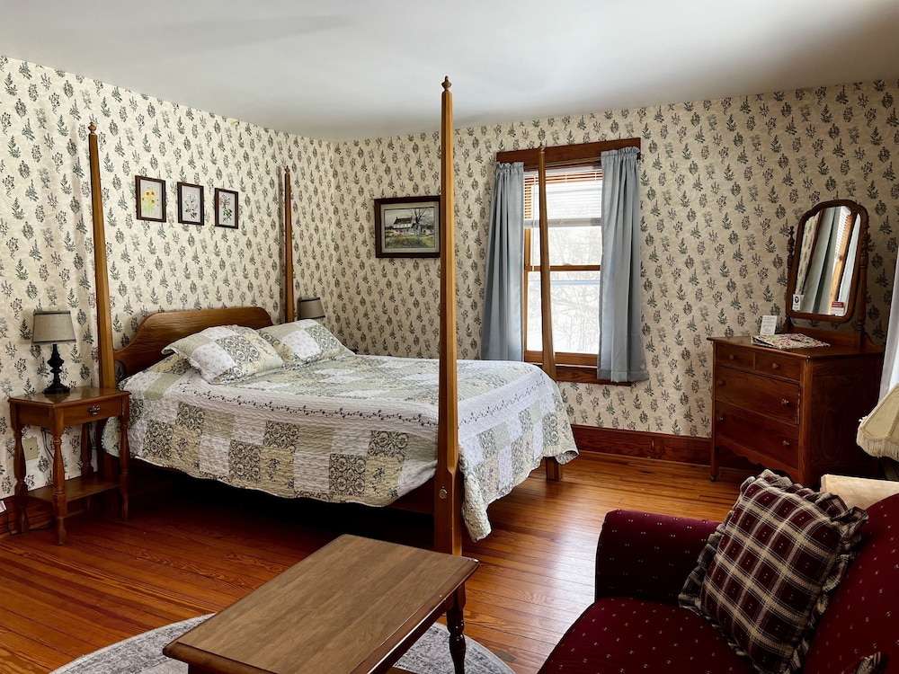 The Wayside Inn - photo 15