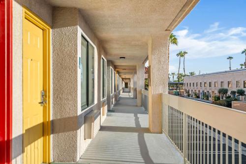 Signature Indio I 10 Coachella Valley by Sonesta - photo 6