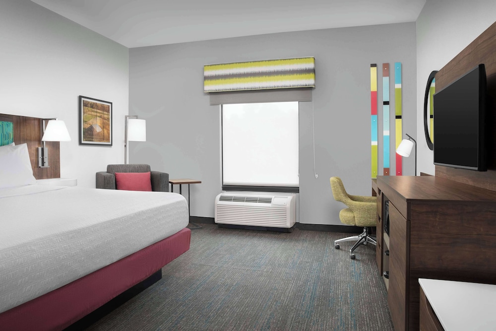 Hampton Inn Dandridge - photo 13
