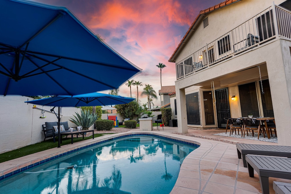 73rd Glendale in Glendale, United States