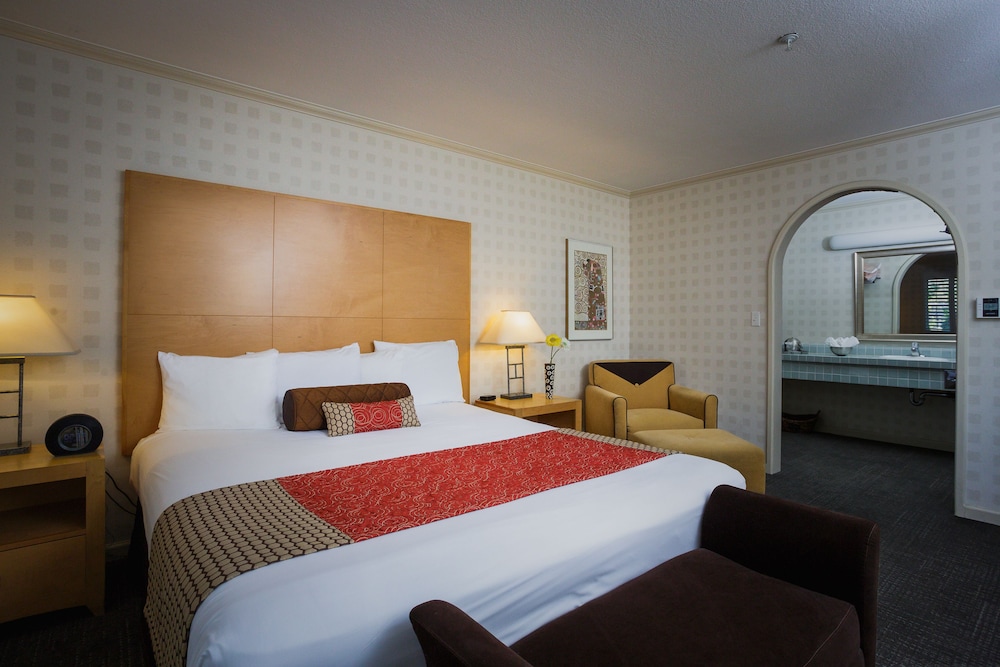 Menlo Park Inn - photo 12