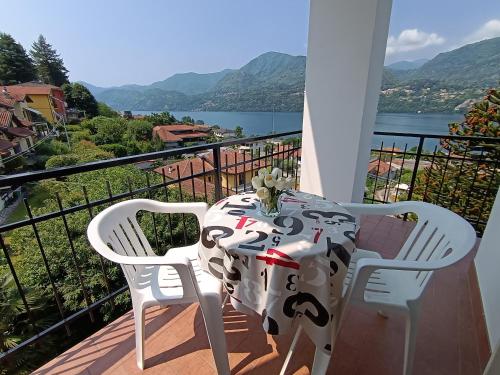 Appartamento Casa Alice — 4-Star Luxury Hotel in Omegna, Italy